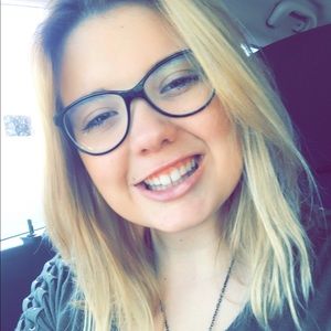 Meet your Posher, Jillian